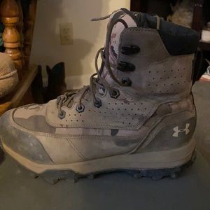 Hiking boots - Under Armour